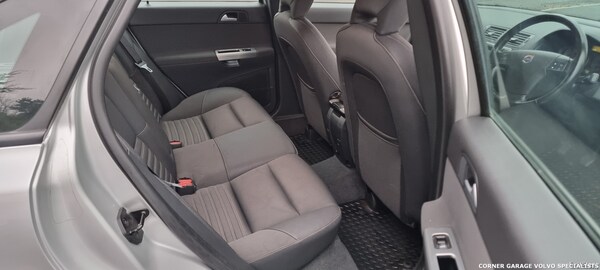 Used Volvo S40 2009 for sale - 75053548: Photo 11