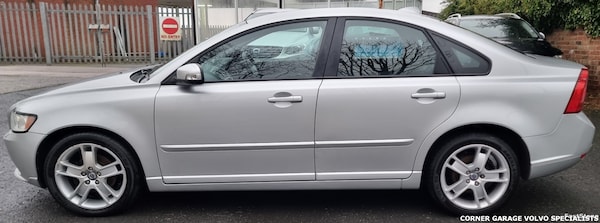 Used Volvo S40 2009 for sale - 75053548: Photo 2