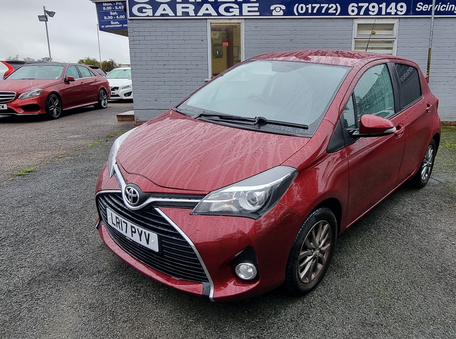 Used Toyota Yaris 2017 for sale - 76205665: Photo 1