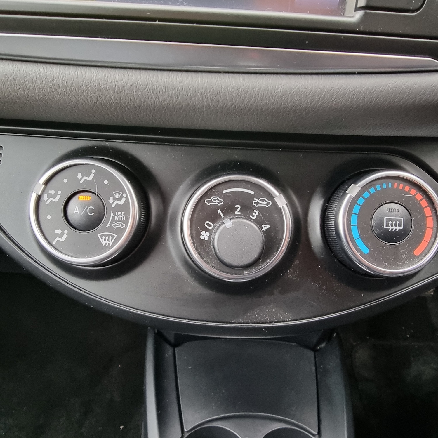 Used Toyota Yaris 2017 for sale - 76205665: Photo 10