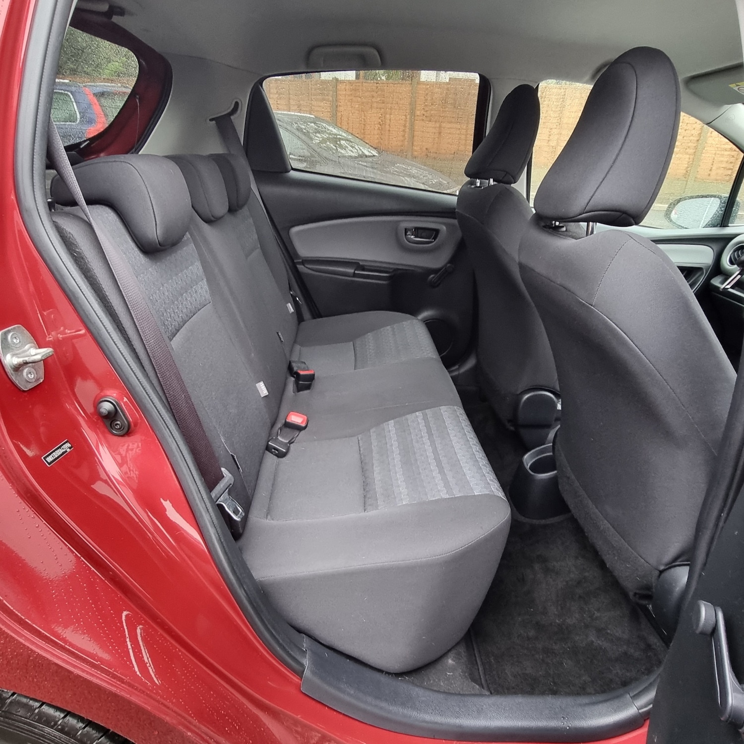 Used Toyota Yaris 2017 for sale - 76205665: Photo 14