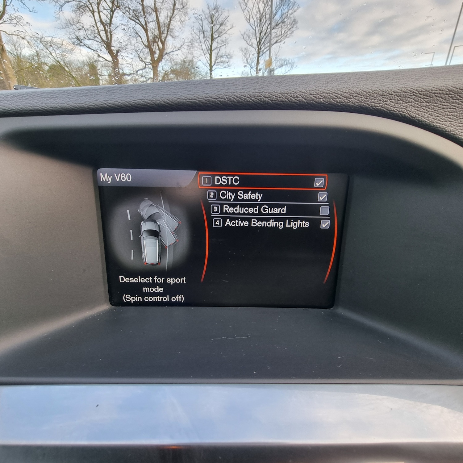 Used Volvo V60 2012 for sale - 77517798: Photo 9