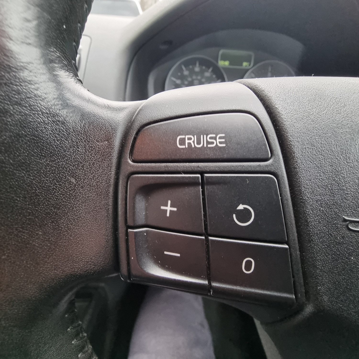 Used Volvo C30 2010 for sale - 77742573: Photo 7