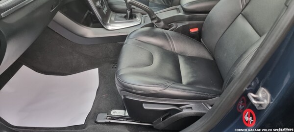 Used Volvo V40 2015 for sale - 73420417: Photo 25