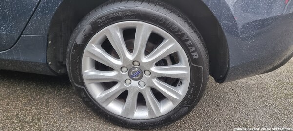 Used Volvo V40 2015 for sale - 73420417: Photo 35