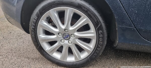 Used Volvo V40 2015 for sale - 73420417: Photo 37