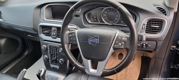 Used Volvo V40 2015 for sale - 73420417: Photo 6