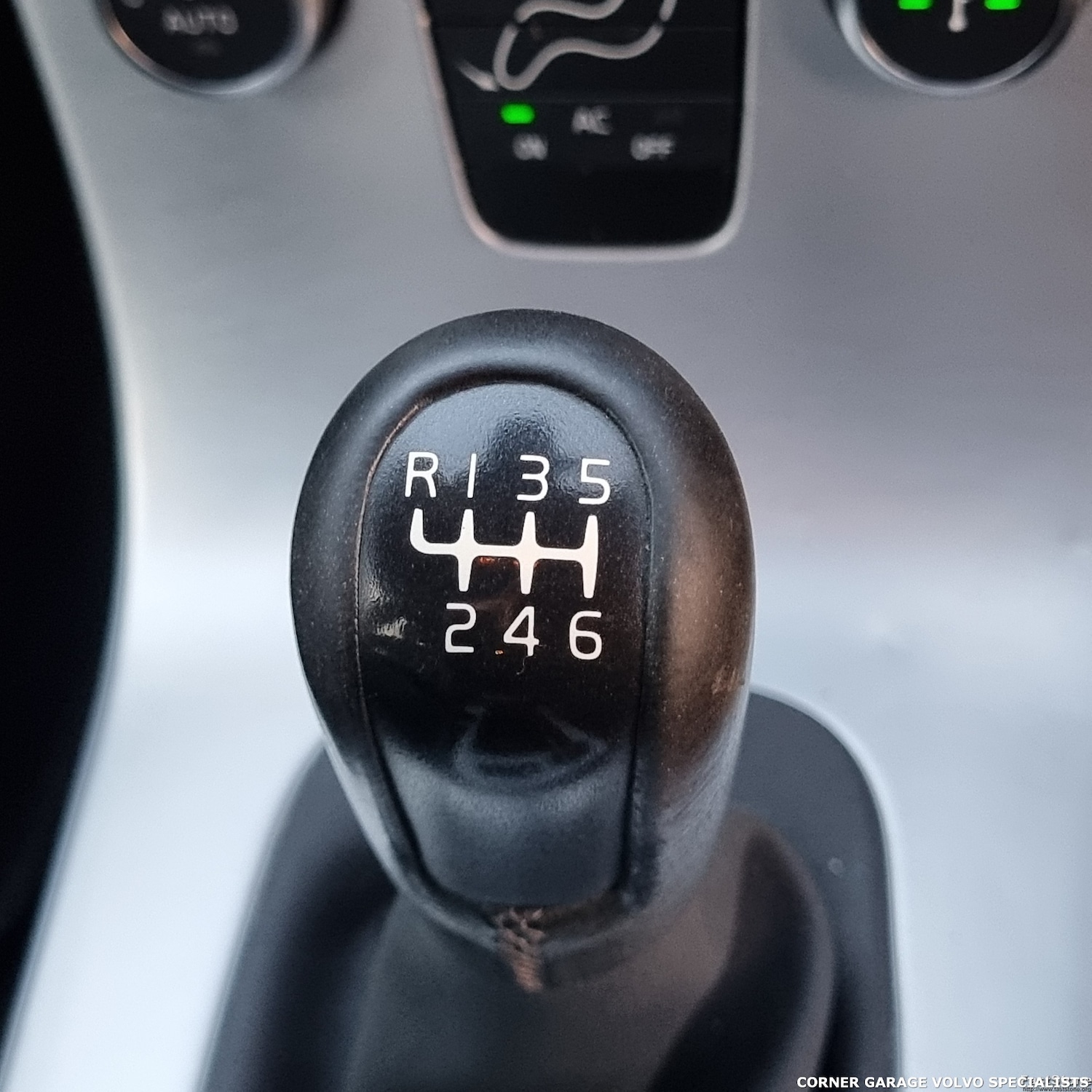 Used Volvo S40 2012 for sale - 76402917: Photo 10