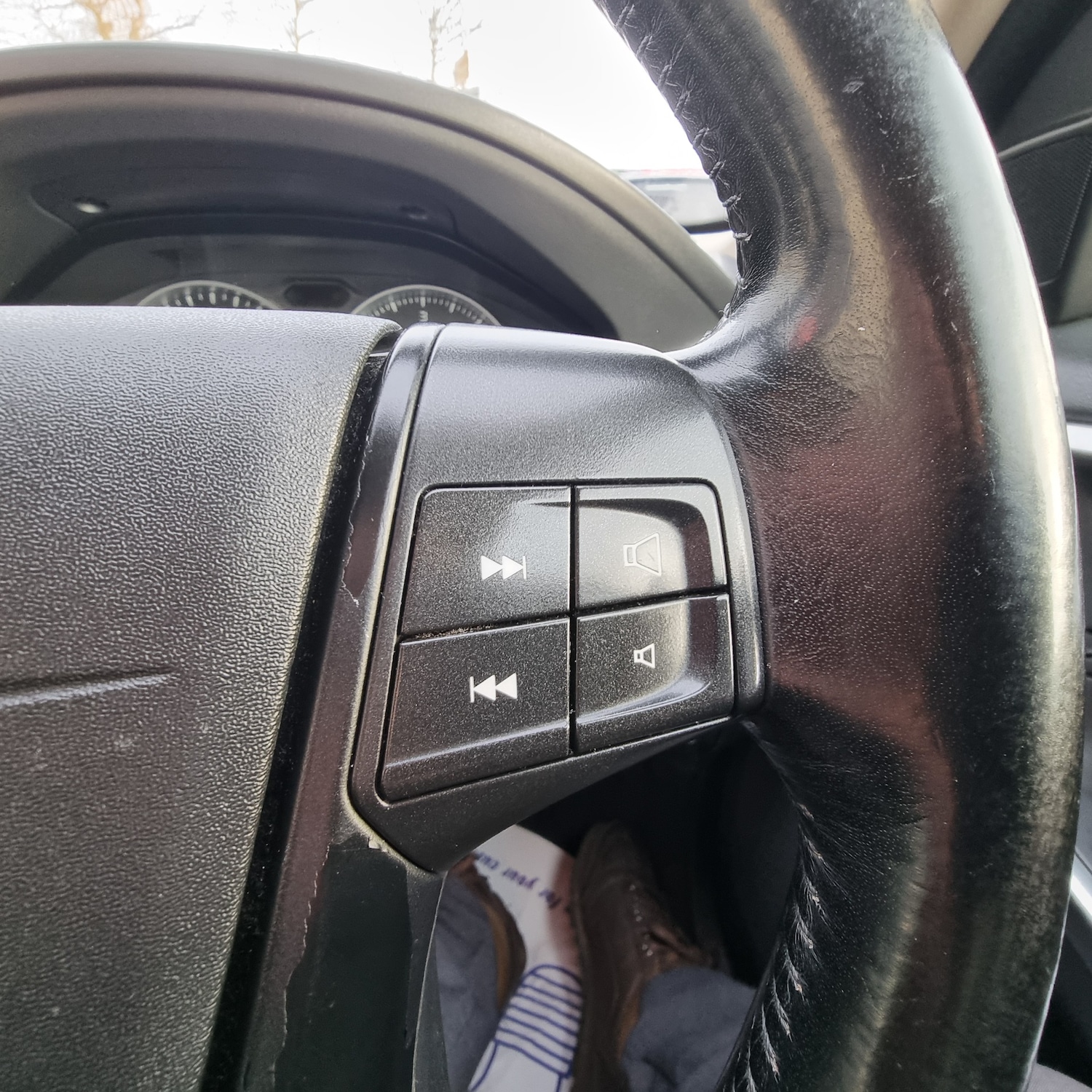 Used Volvo XC60 2011 for sale - 77352248: Photo 10