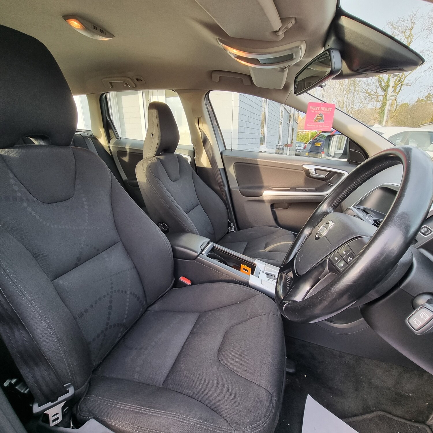 Used Volvo XC60 2011 for sale - 77352248: Photo 13