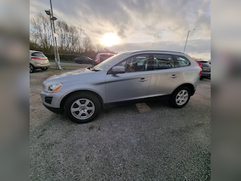 Used Volvo XC60 2011 for sale - 77352248: Photo