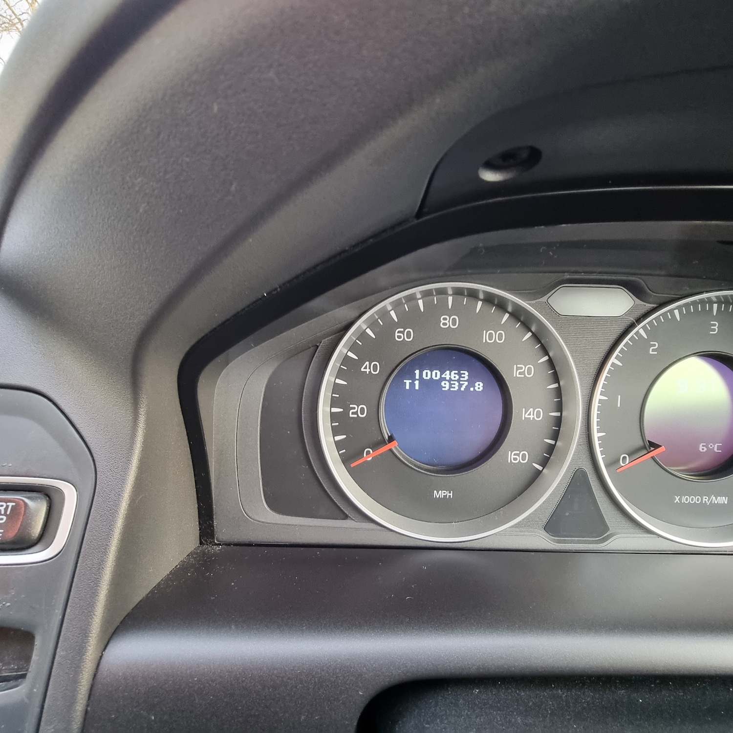 Used Volvo XC60 2011 for sale - 77352248: Photo 5