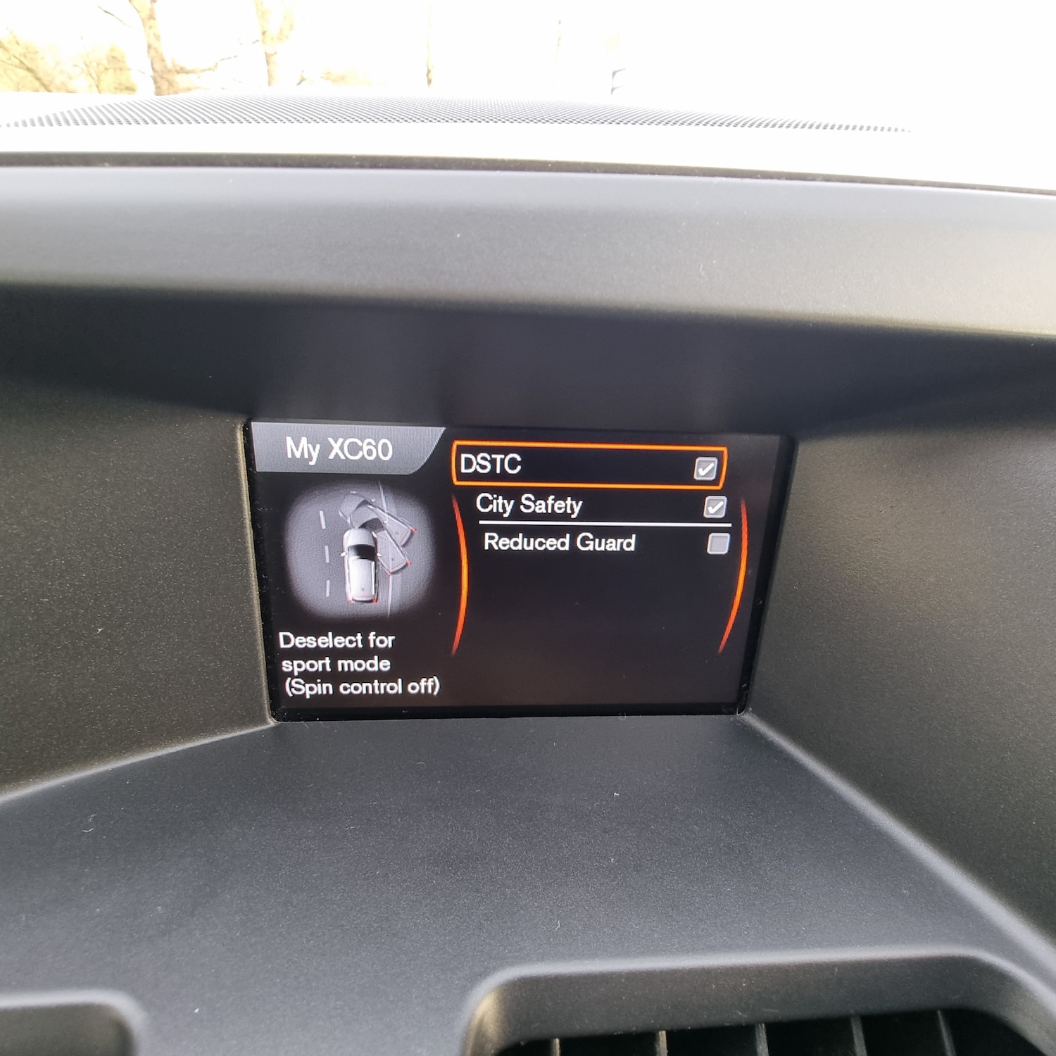 Used Volvo XC60 2011 for sale - 77352248: Photo 8