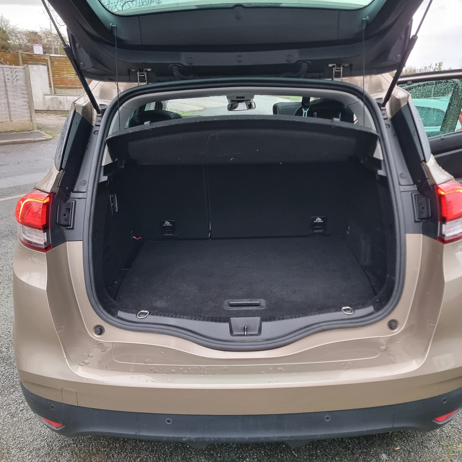 Used Renault Scenic 2017 for sale - 76613654: Photo 18