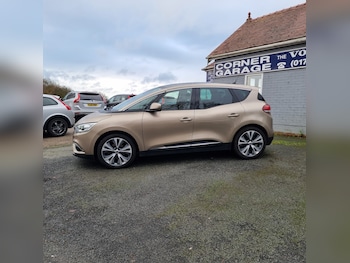 2017 (67) - 1.5 dCi Dynamique S Nav 5dr