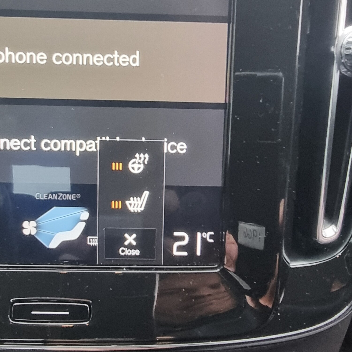 Used Volvo XC40 2018 for sale - 77830627: Photo 9