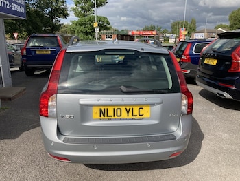 Used Volvo V50 2010 for sale - 78858088: Photo