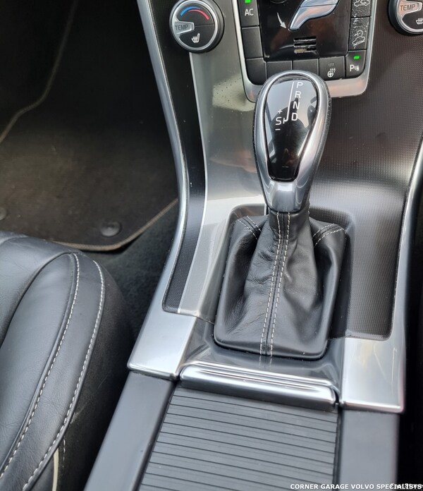 Used Volvo XC60 2013 for sale - 75701107: Photo 16