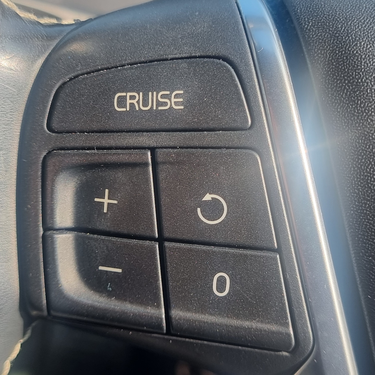 Used Volvo XC60 2017 for sale - 78011345: Photo 10