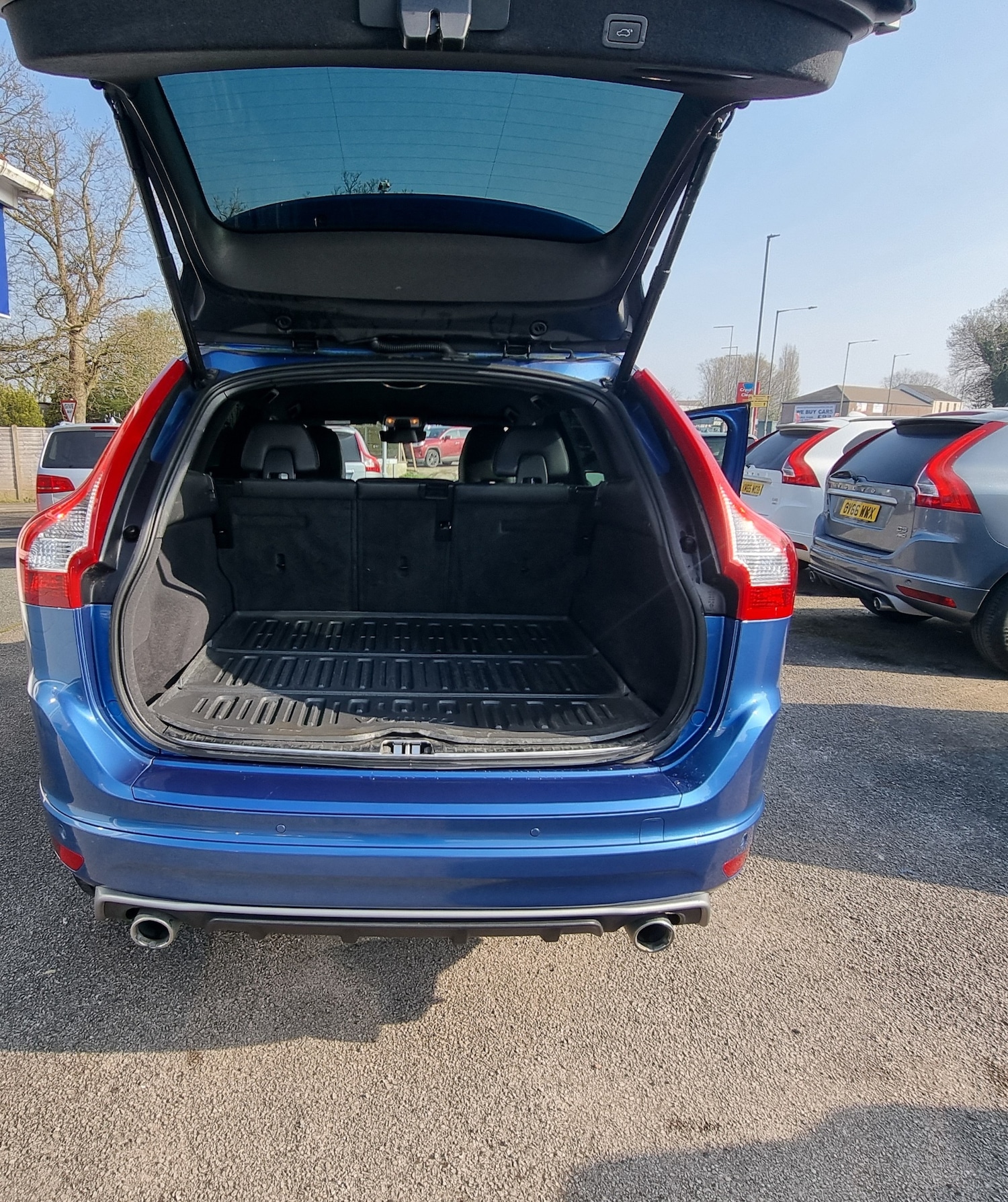 Used Volvo XC60 2017 for sale - 78011345: Photo 20