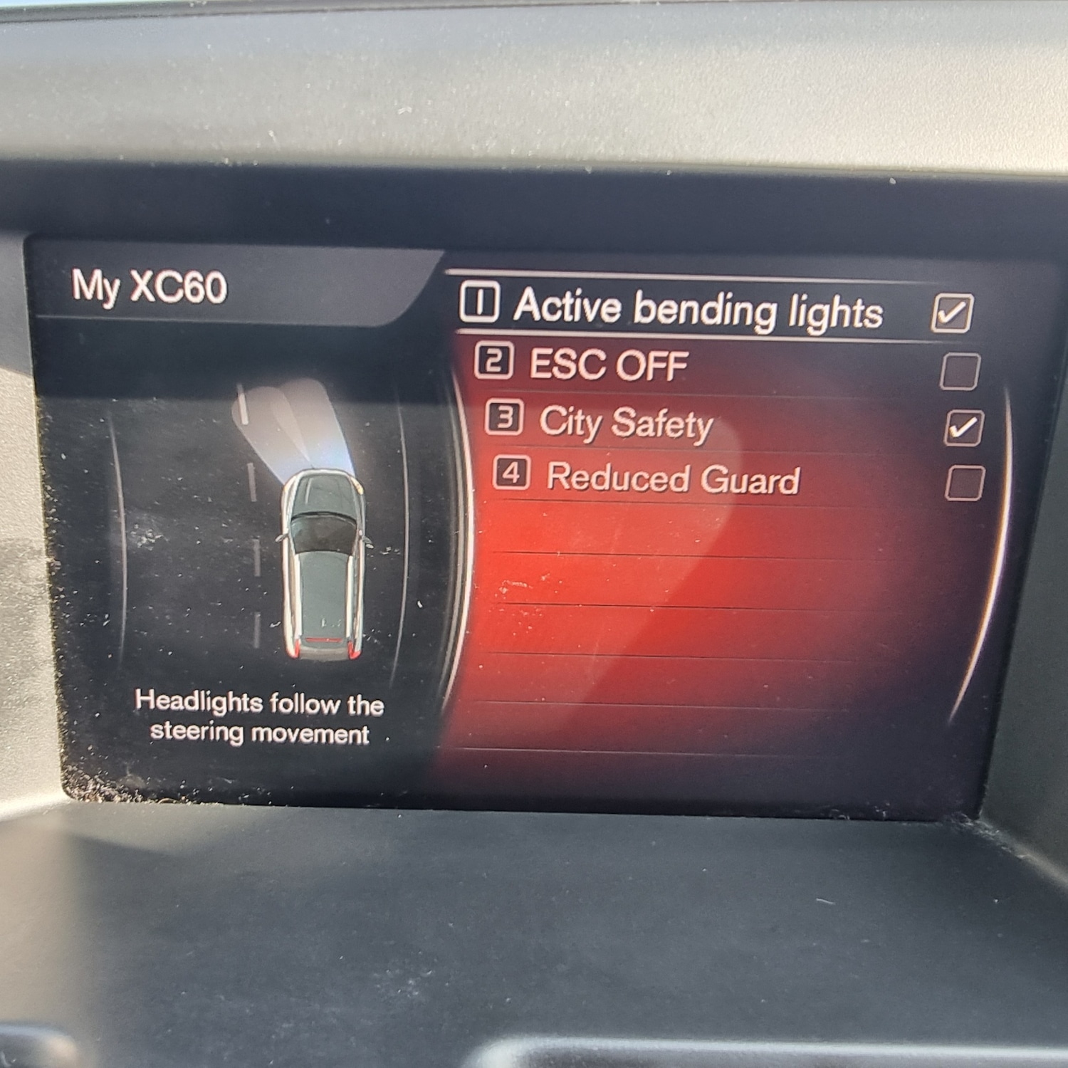 Used Volvo XC60 2017 for sale - 78011345: Photo 8