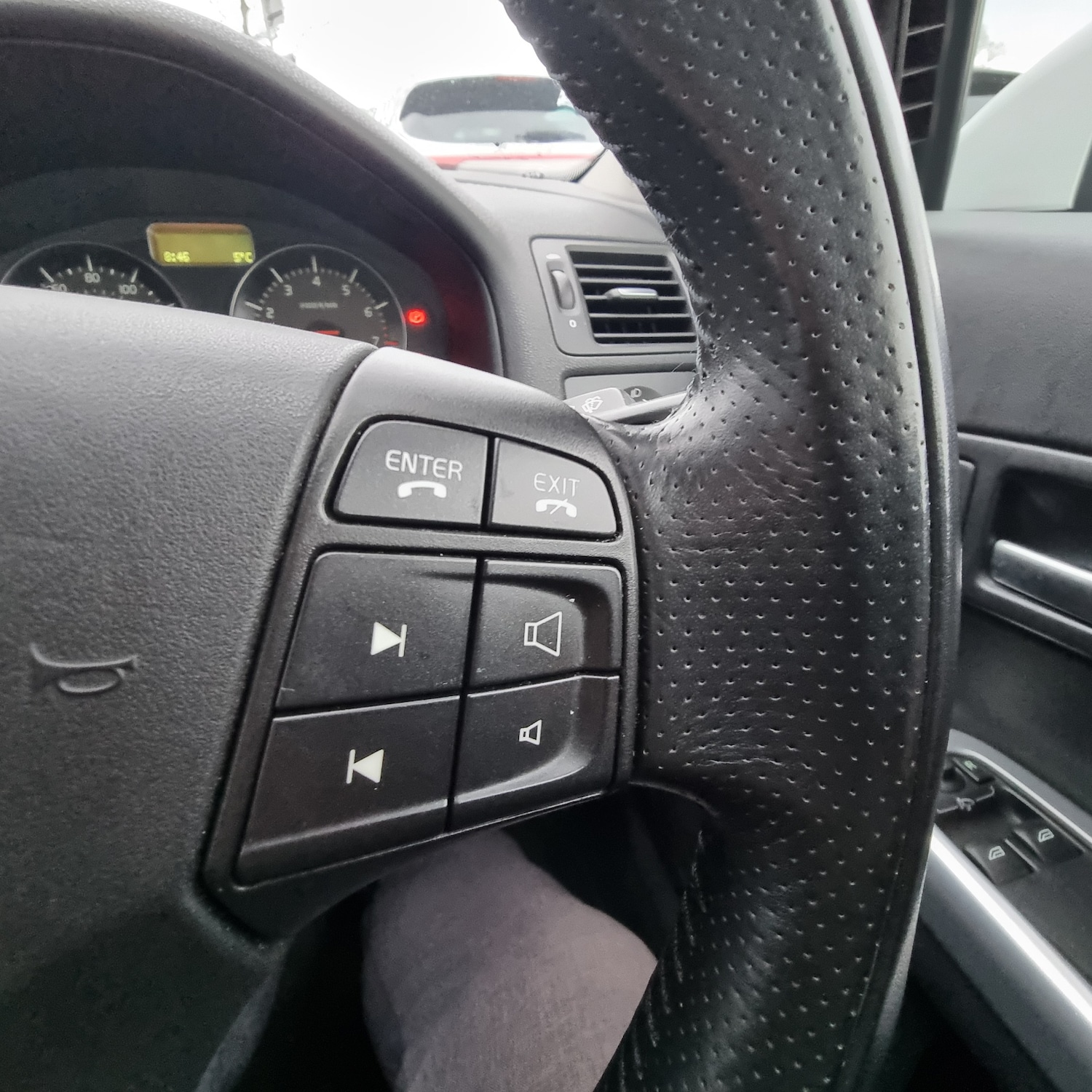 Used Volvo C30 2012 for sale - 77350789: Photo 9