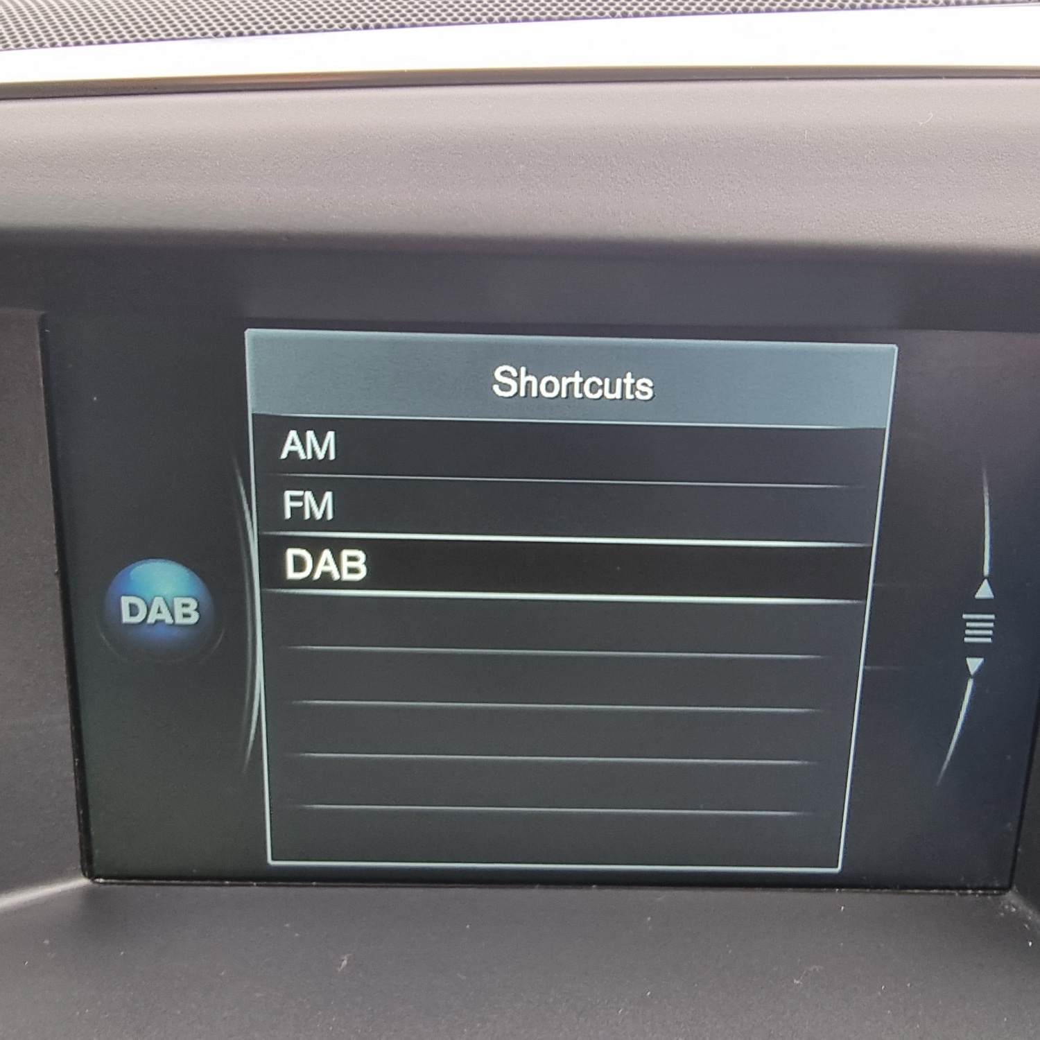 Used Volvo XC60 2016 for sale - 76209018: Photo 10