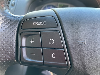 Used Volvo V50 2010 for sale - 78847913: Photo