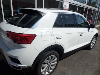 Used Volkswagen T-Roc 2020 for sale - 79210213: Photo