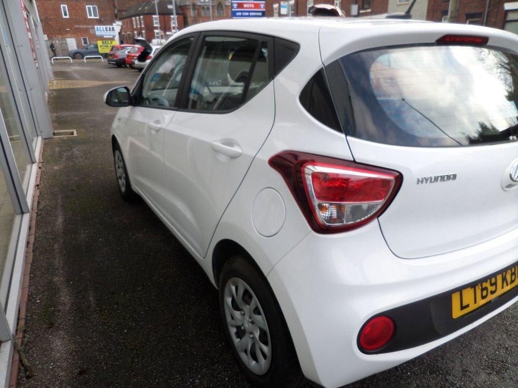 Used Hyundai i10 2019 for sale - 77825993: Photo 5