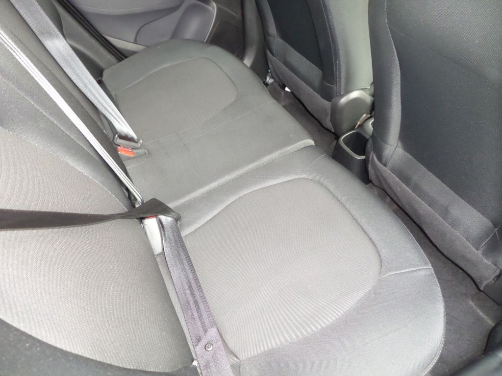 Used Hyundai i10 2019 for sale - 77825993: Photo 9