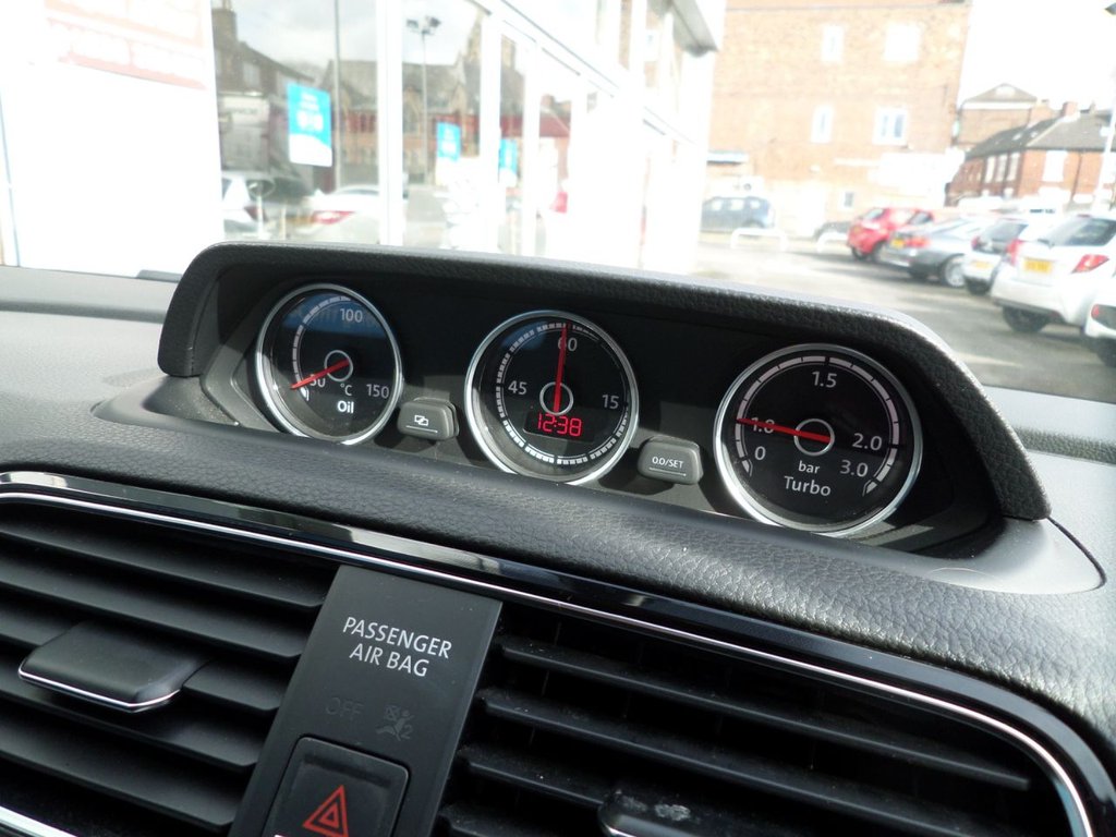 Used Volkswagen Scirocco 2015 for sale - 77826001: Photo 11