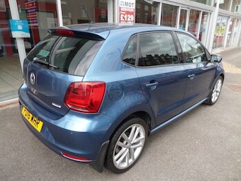 Used Volkswagen Polo 2016 for sale - 78110631: Photo