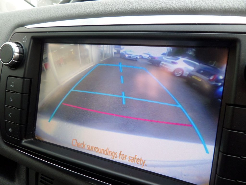 Used Toyota Yaris 2016 for sale - 77825984: Photo 15