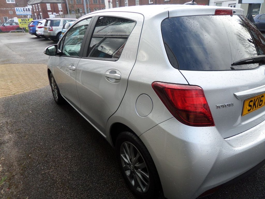 Used Toyota Yaris 2016 for sale - 77825984: Photo 5