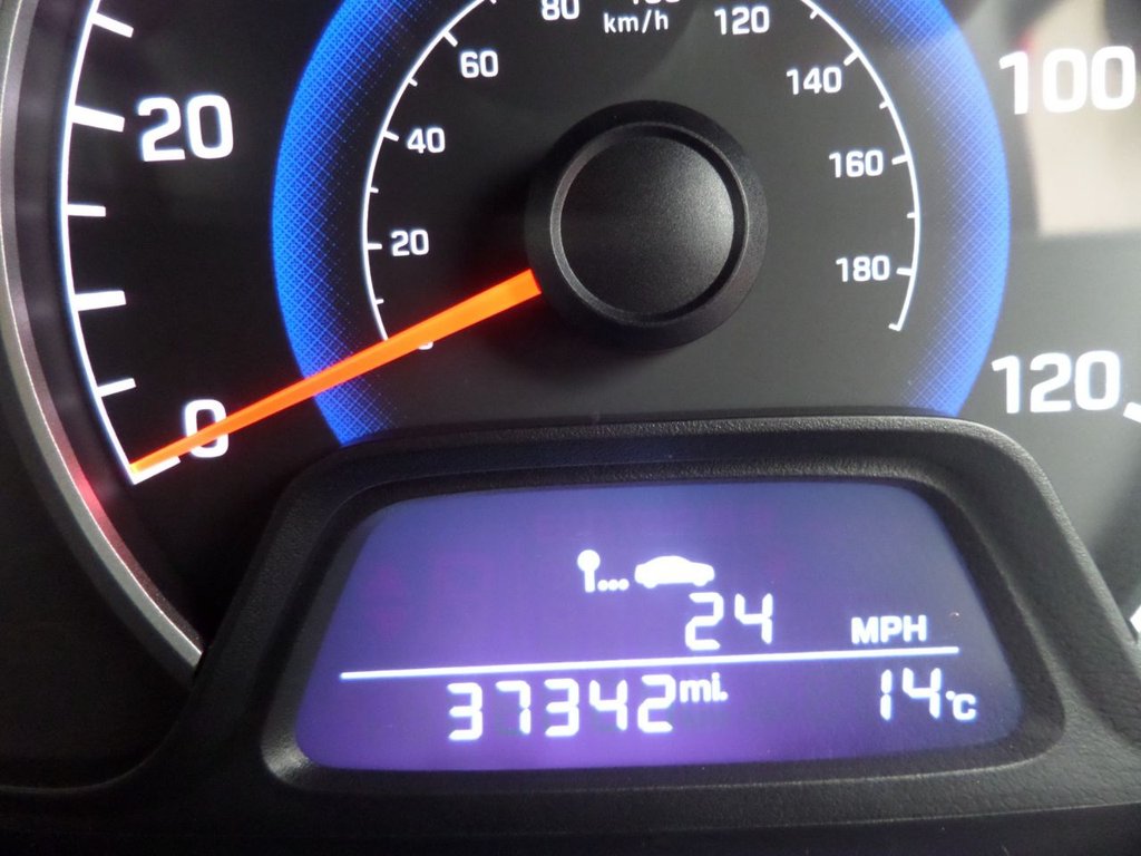 Used Hyundai i10 2019 for sale - 77825998: Photo 16