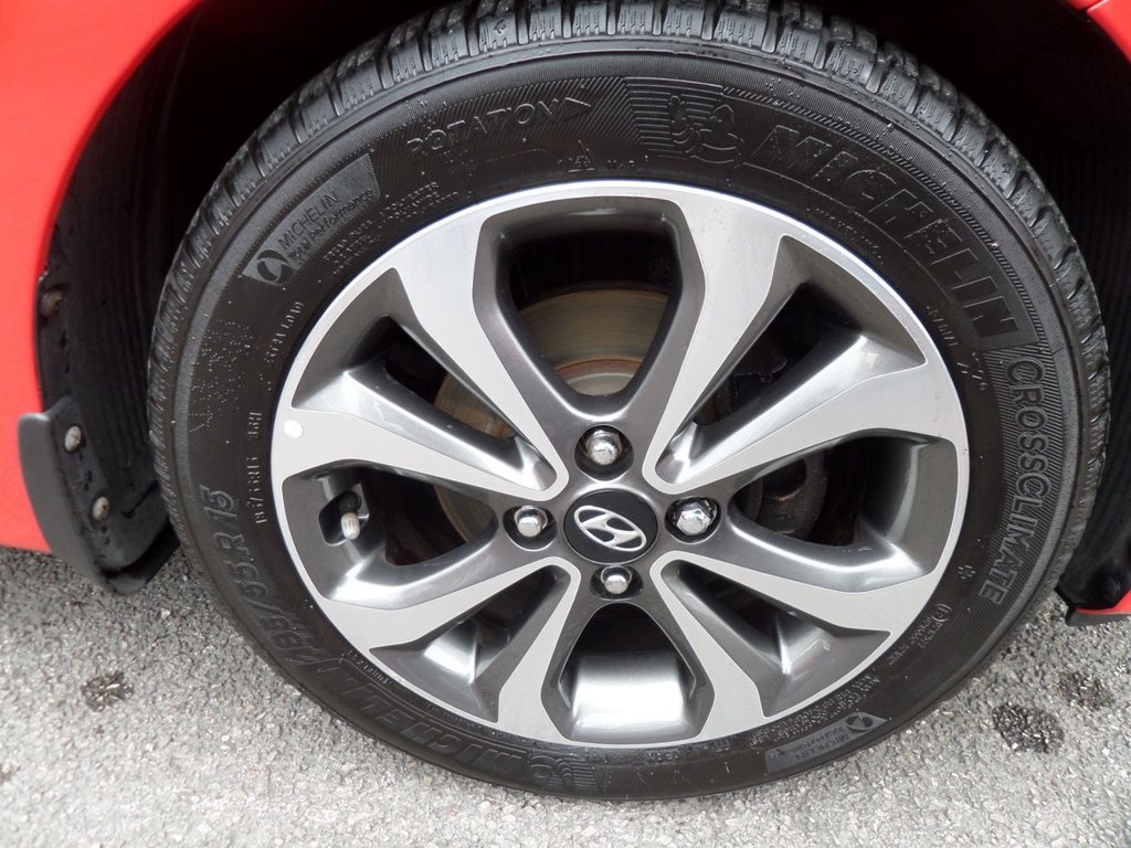 Used Hyundai i10 2019 for sale - 77825998: Photo 8