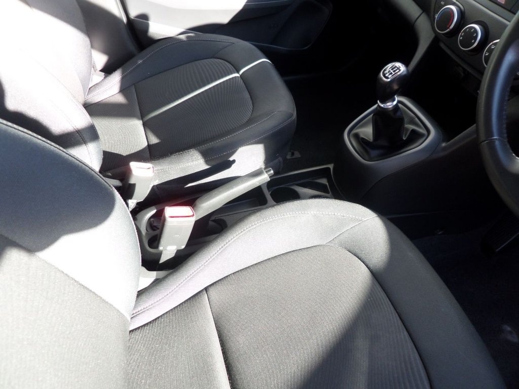 Used Hyundai i10 2018 for sale - 77825995: Photo 12