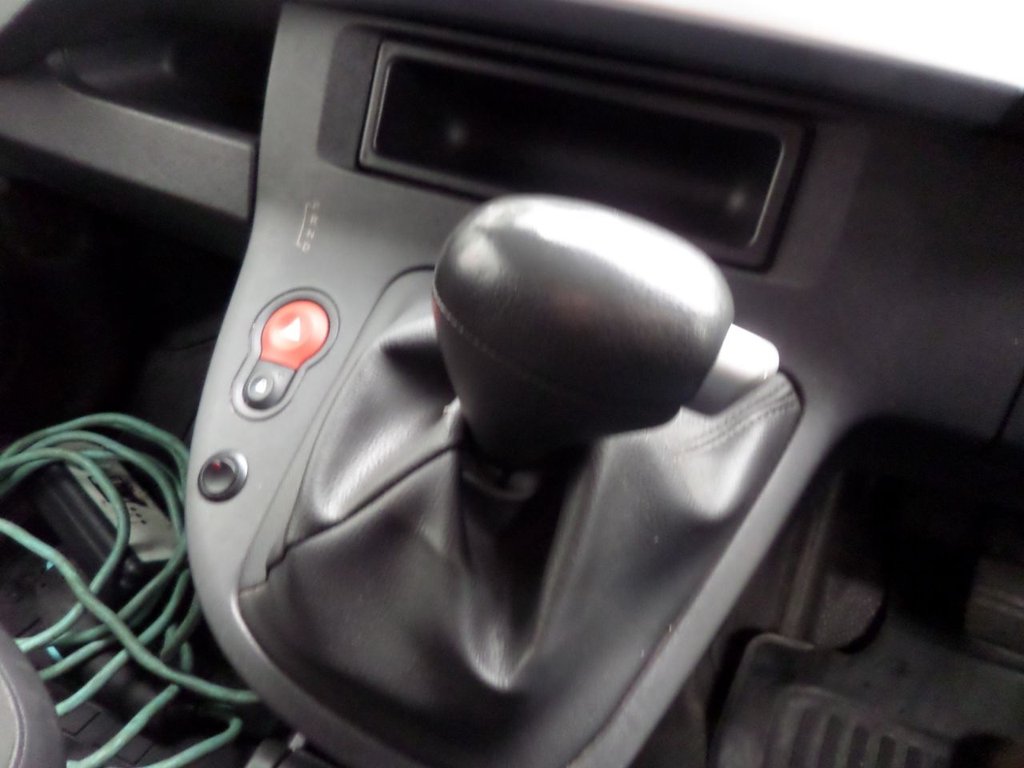 Used Renault Kangoo 2012 for sale - 77825987: Photo 10