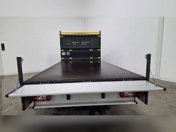 Used Maxus Deliver 9 undefined for sale - 77935800: Photo