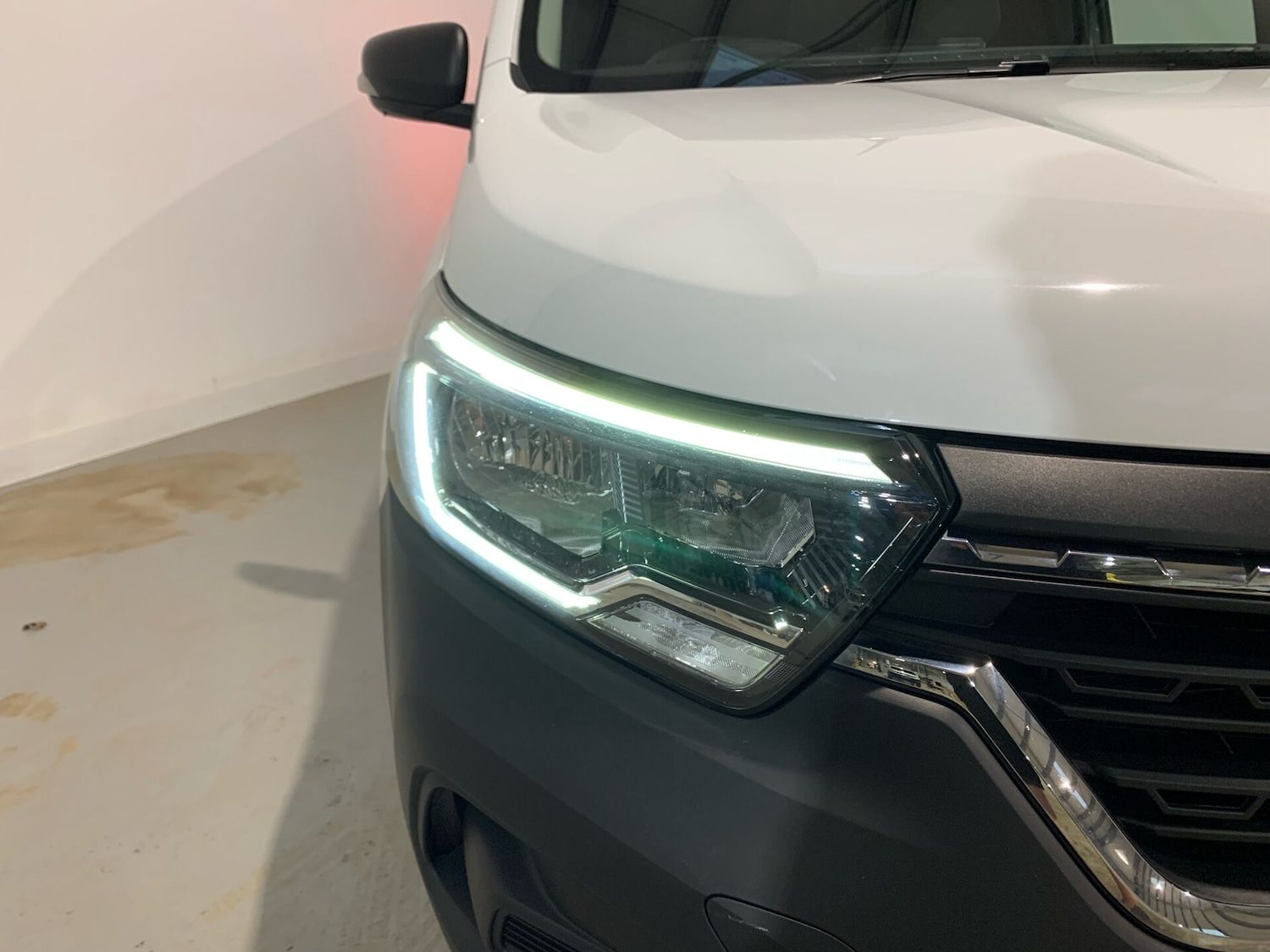 Used Renault Kangoo 2024 for sale - 76918239: Photo 10