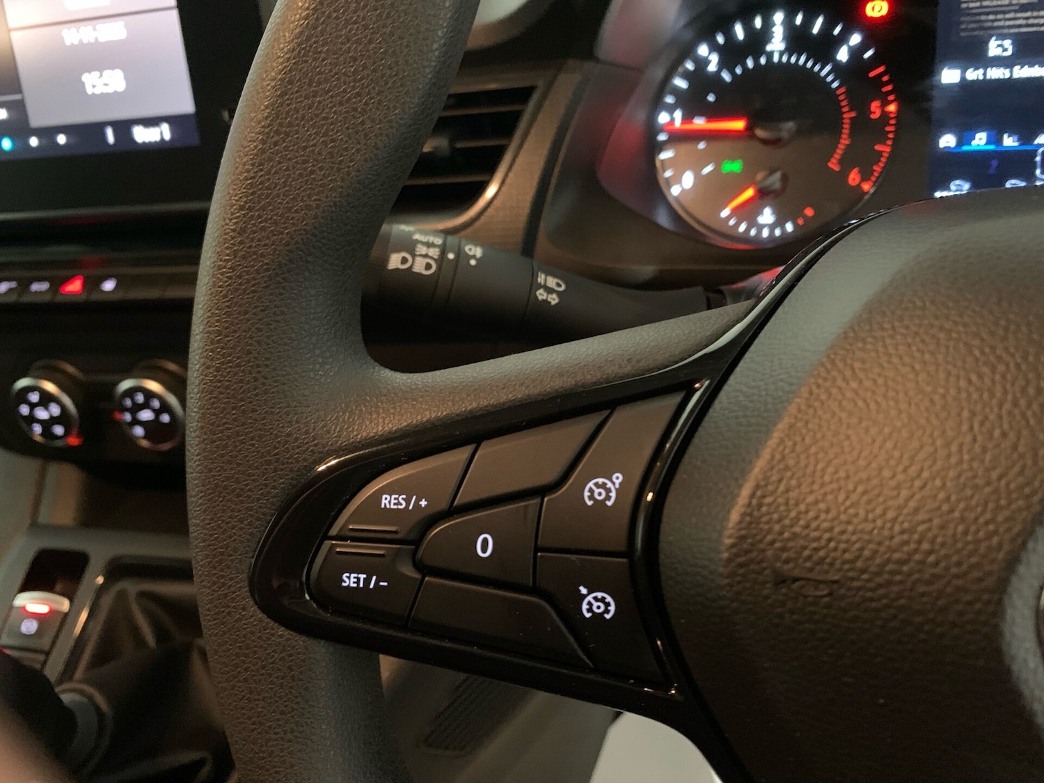 Used Renault Kangoo 2024 for sale - 76918239: Photo 17