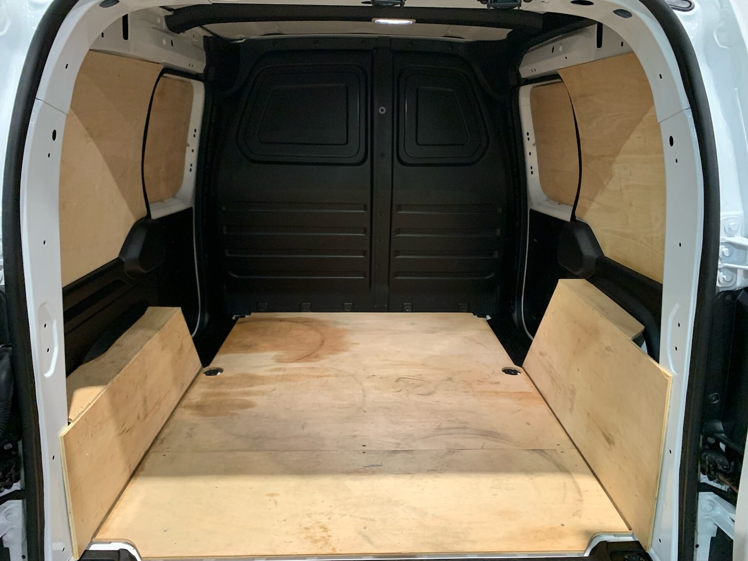 Used Renault Kangoo 2024 for sale - 76918239: Photo 6