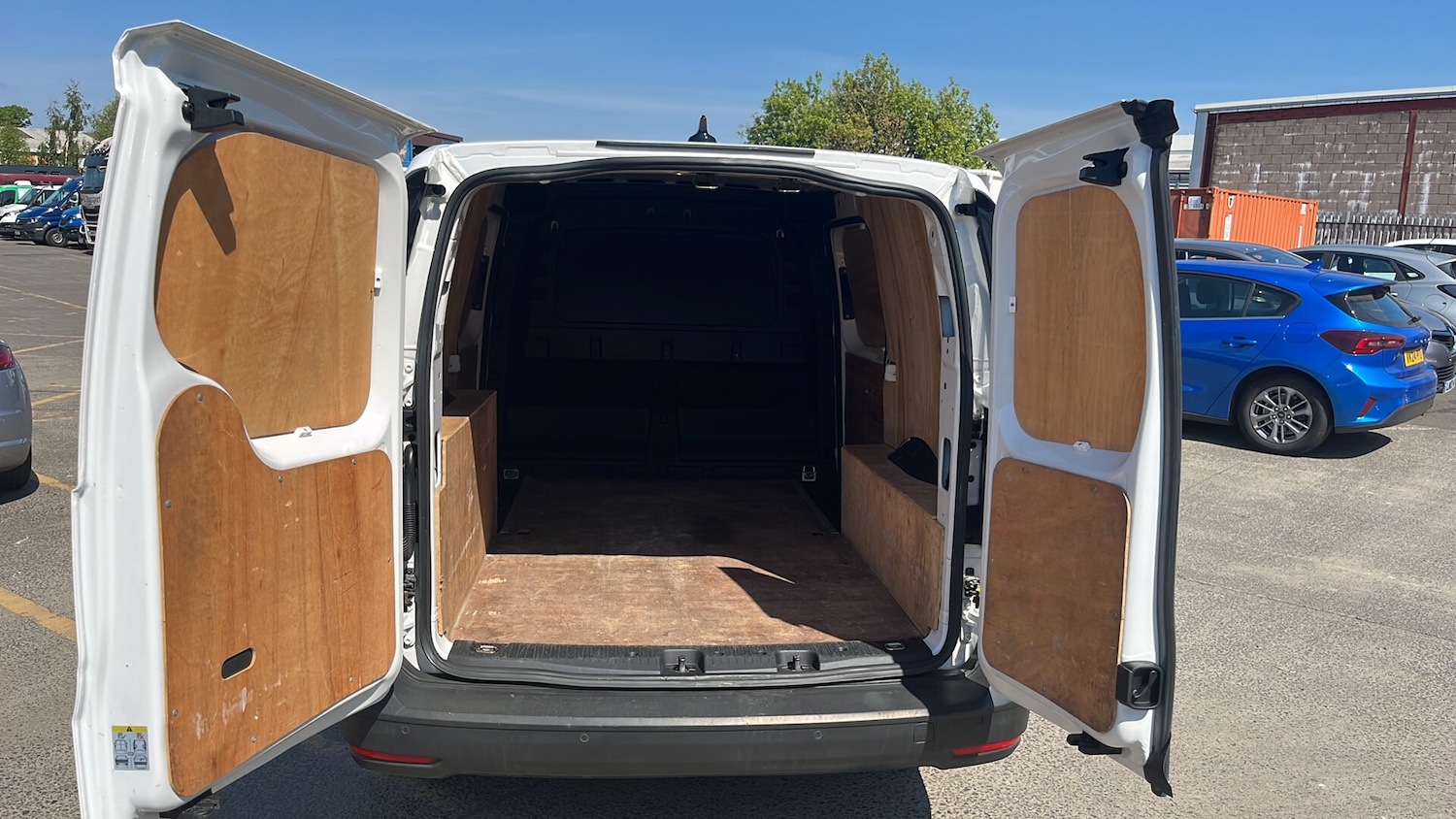 Used Volkswagen Caddy Maxi 2021 for sale - 77318672: Photo 9