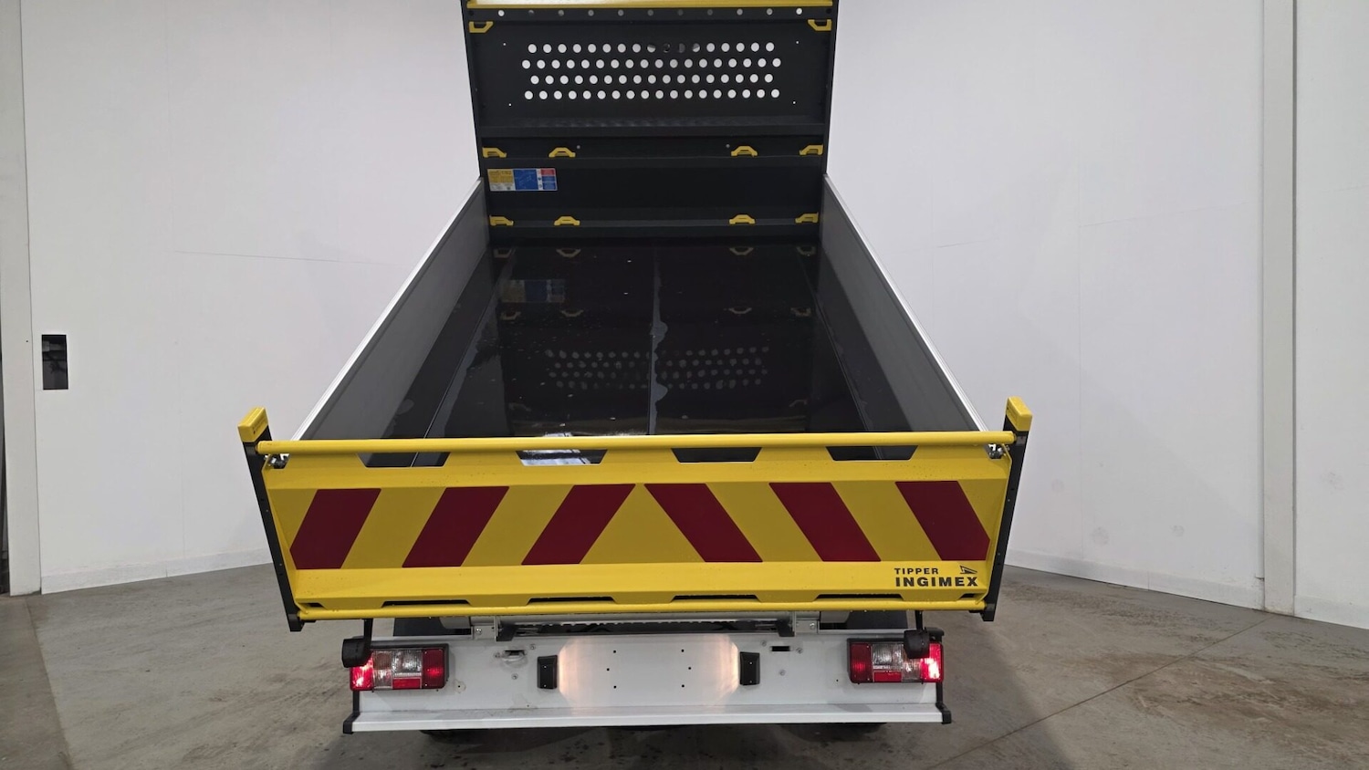 Used Maxus Deliver 9 for sale - 77935797: Photo 24