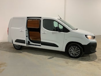 Used Citroen Berlingo 2024 for sale - 76576680: Photo