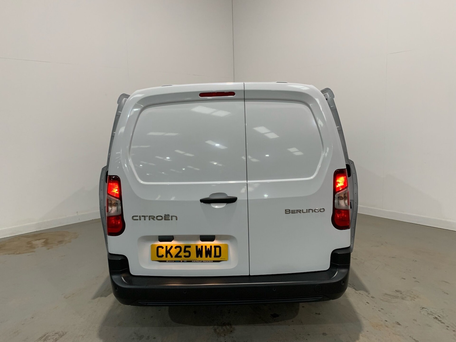Used Citroen Berlingo 2025 for sale - 76263337: Photo 28