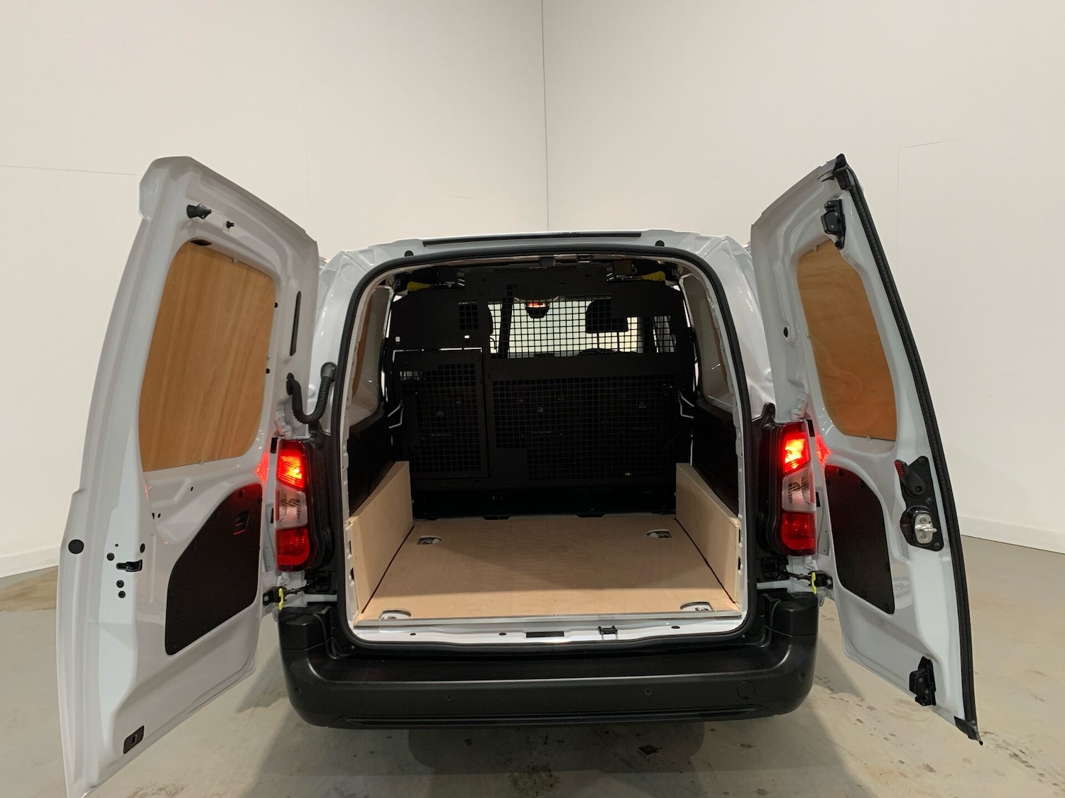 Used Citroen Berlingo 2025 for sale - 76263337: Photo 4