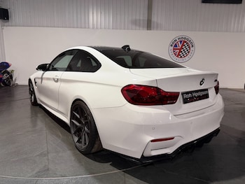 Used BMW M4 2015 for sale - 76943048: Photo