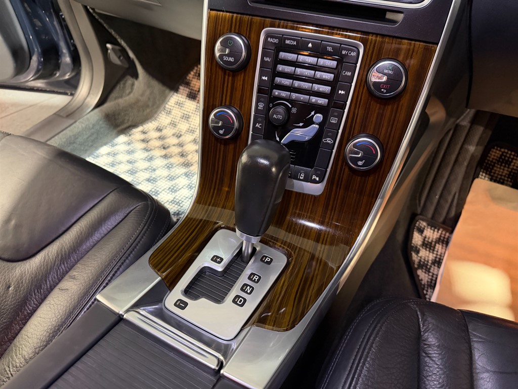 Used Volvo S60 2012 for sale - 76875343: Photo 10